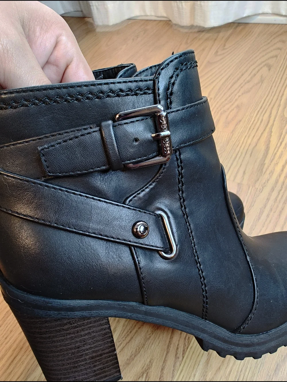 G by GUESS Francy Black Moto Ankle Boots Block Heel Lug Sole Size 8